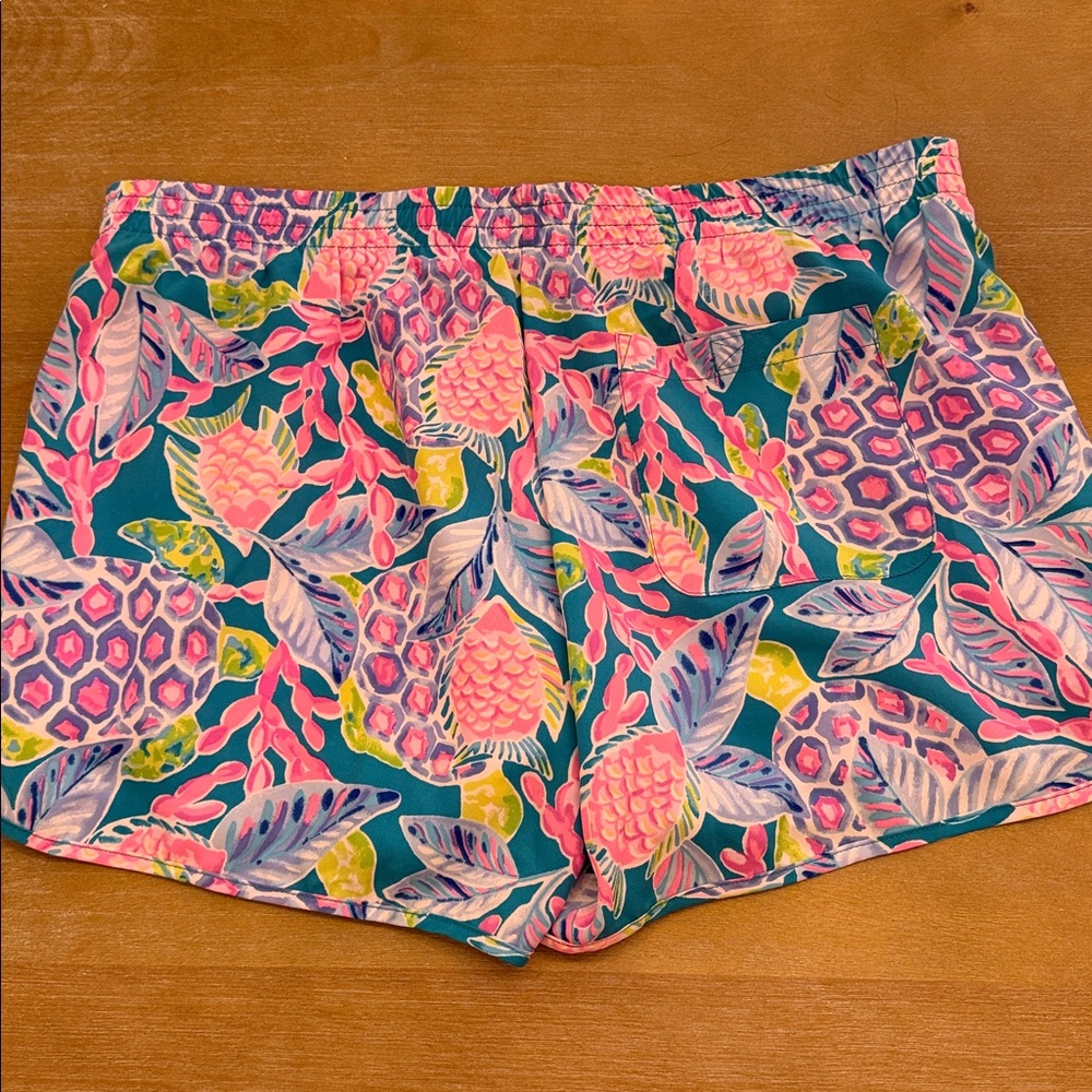 New! Lilly Pulitzer Luxletic Shorts - Picture 6 of 9
